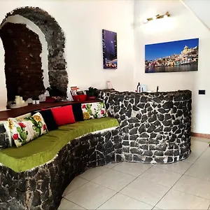 La Casa Doro Aeroporto di Catania Fontana Rossa